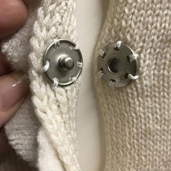 ANTHROPOLOGIE Moth SWALLOWS TWITTER Cardigan S XS - Picture 8 of 8